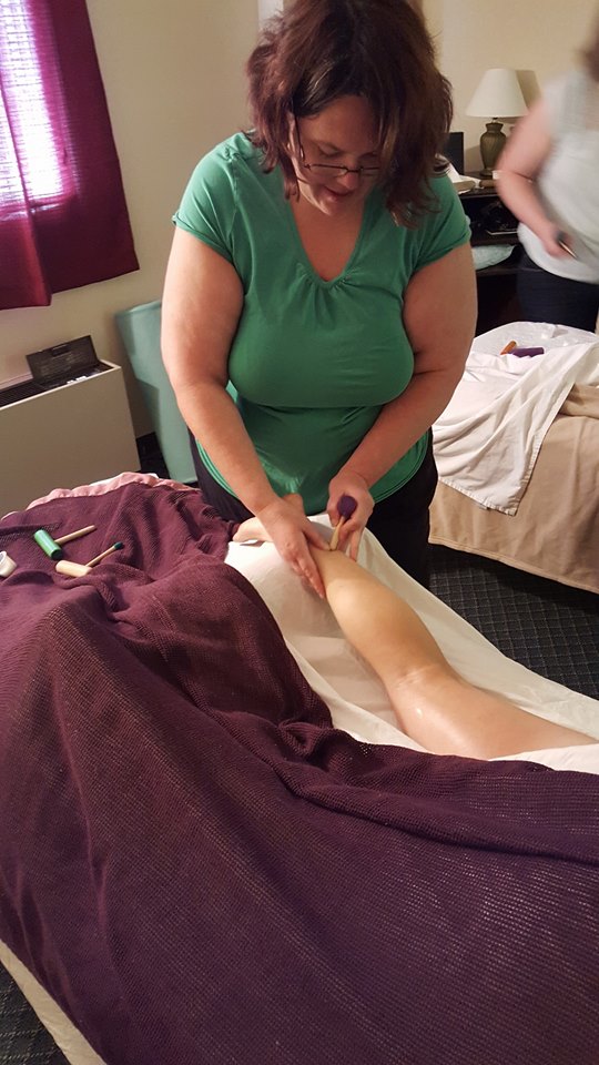 How to Reciprocate with a Massage Tool